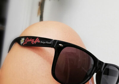 Unsere neue, coole Lederhosn Alm Sonnenbrille